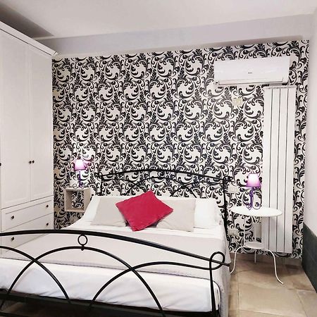 Sweet Home & Wellness Luxury Apartment Nettuno Buitenkant foto