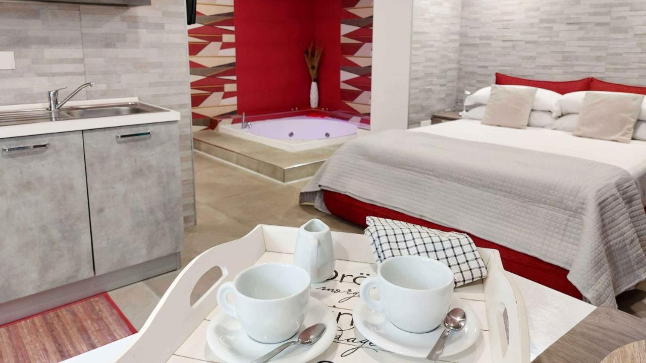 Sweet Home & Wellness Luxury Apartment Nettuno Buitenkant foto