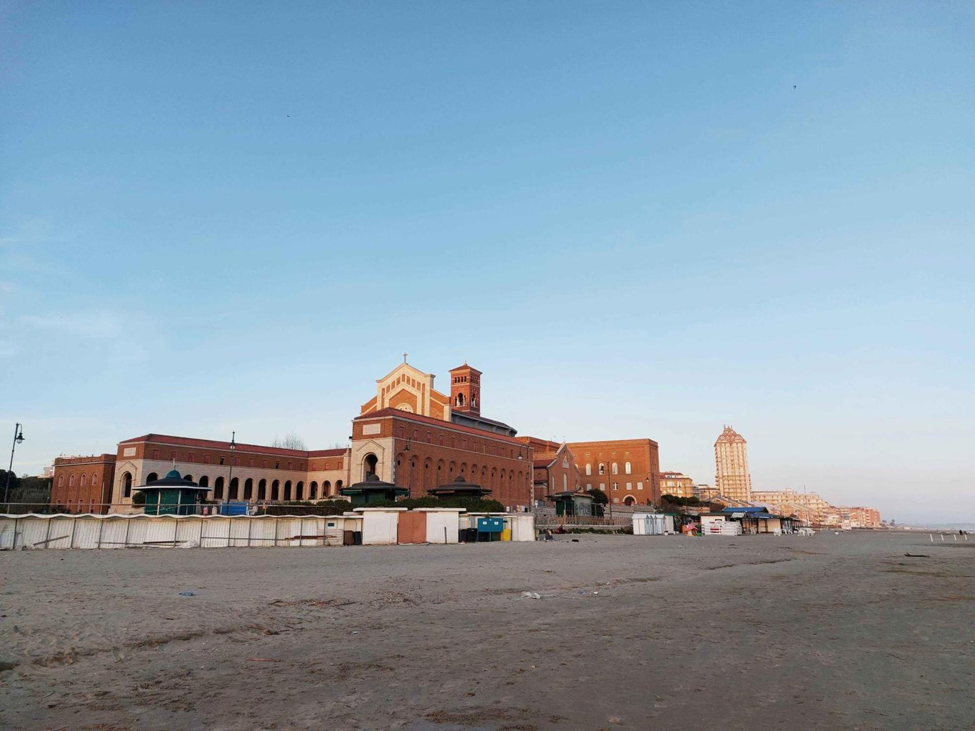 Sweet Home & Wellness Luxury Apartment Nettuno Buitenkant foto