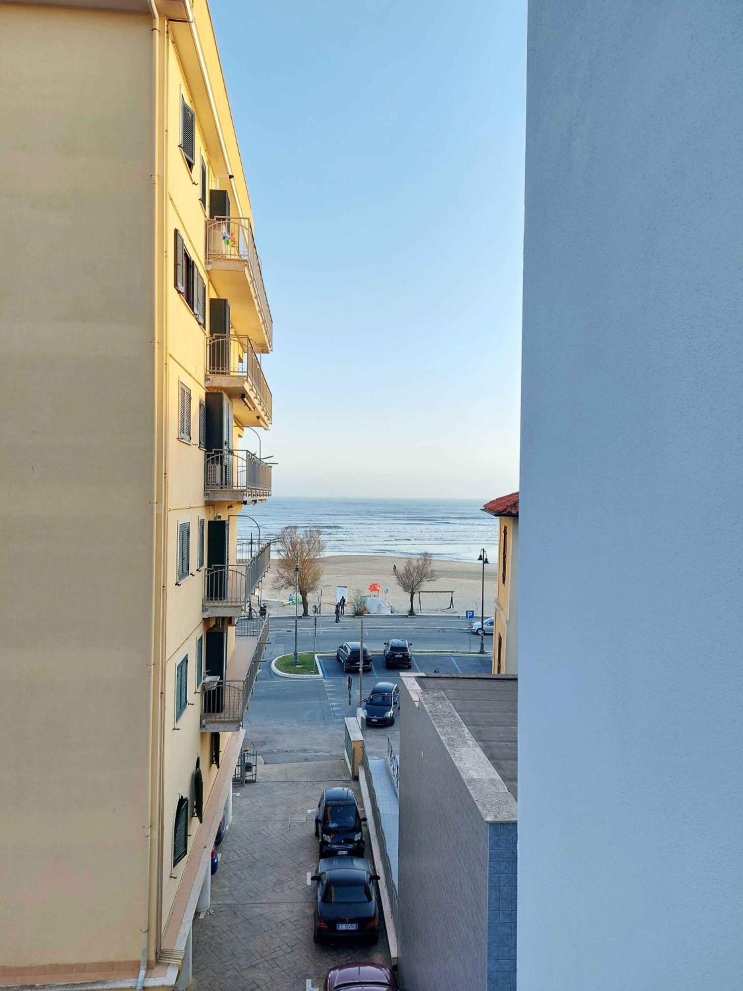 Sweet Home & Wellness Luxury Apartment Nettuno Buitenkant foto