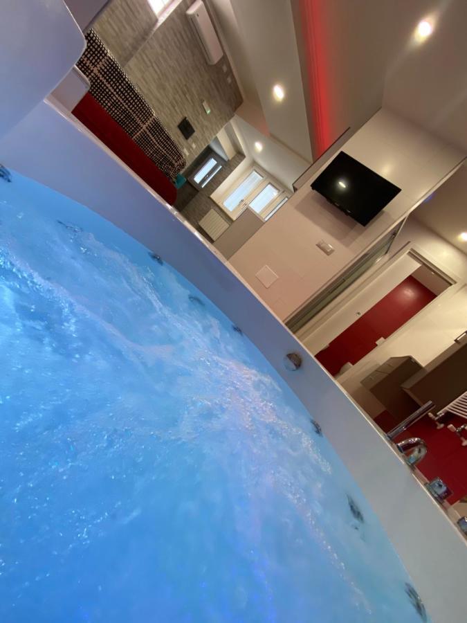 Sweet Home & Wellness Luxury Apartment Nettuno Buitenkant foto